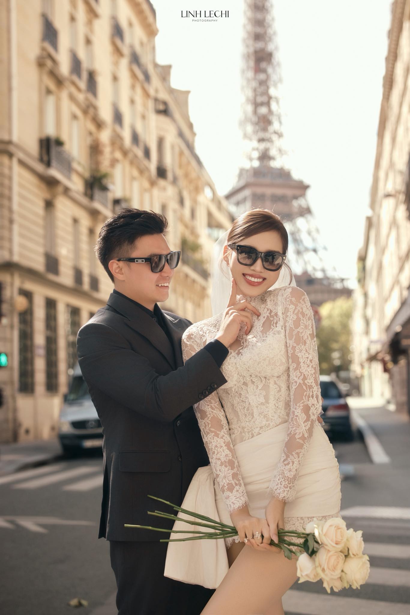 Ánh mắt trao nhau